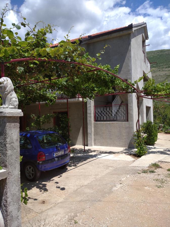 GM - Studio Apartment Trebinje Exterior foto